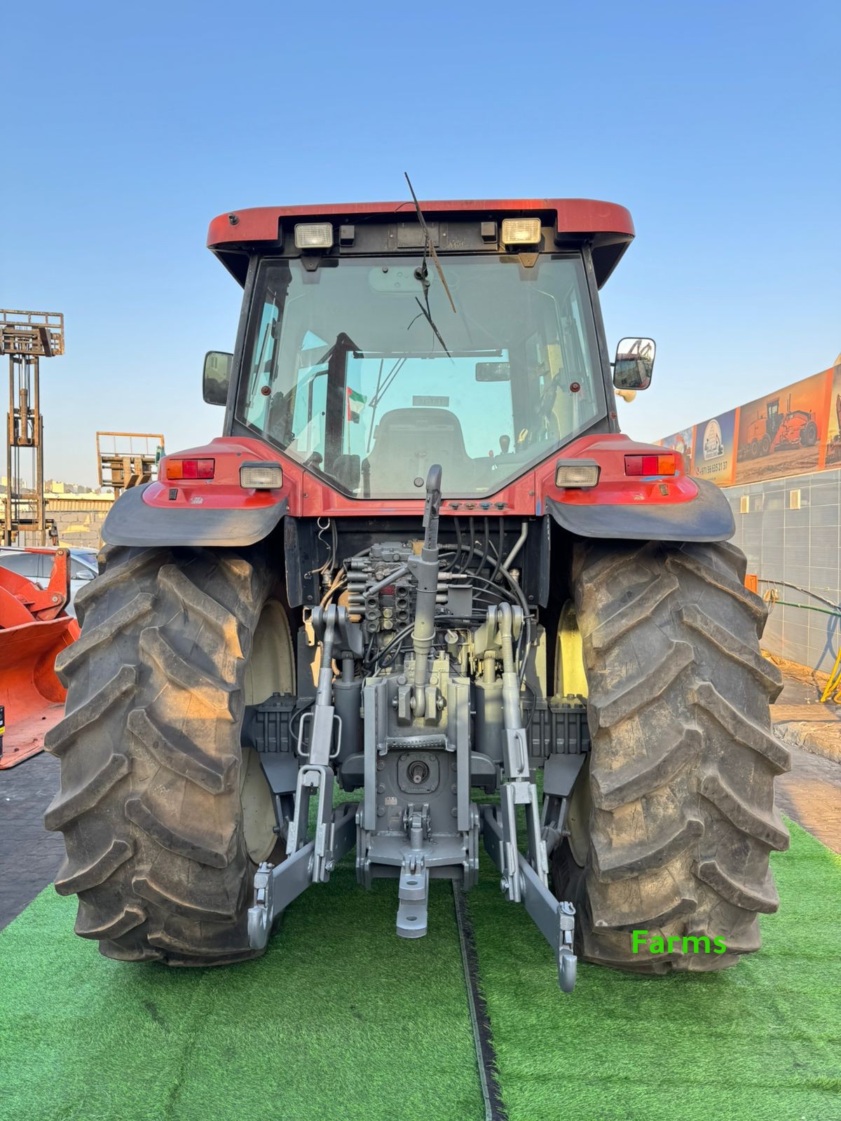 جرار نيوهولاند NEW HOLLAND G170